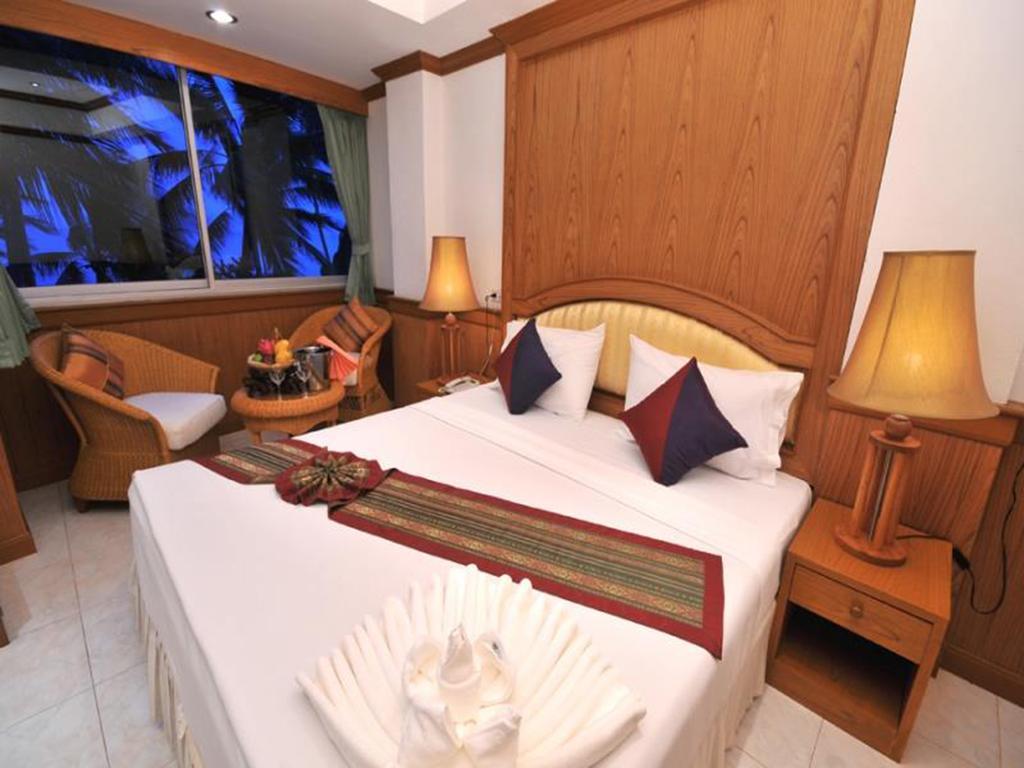 Grand Sea View Beach Resotel Lipa Noi Exteriör bild
