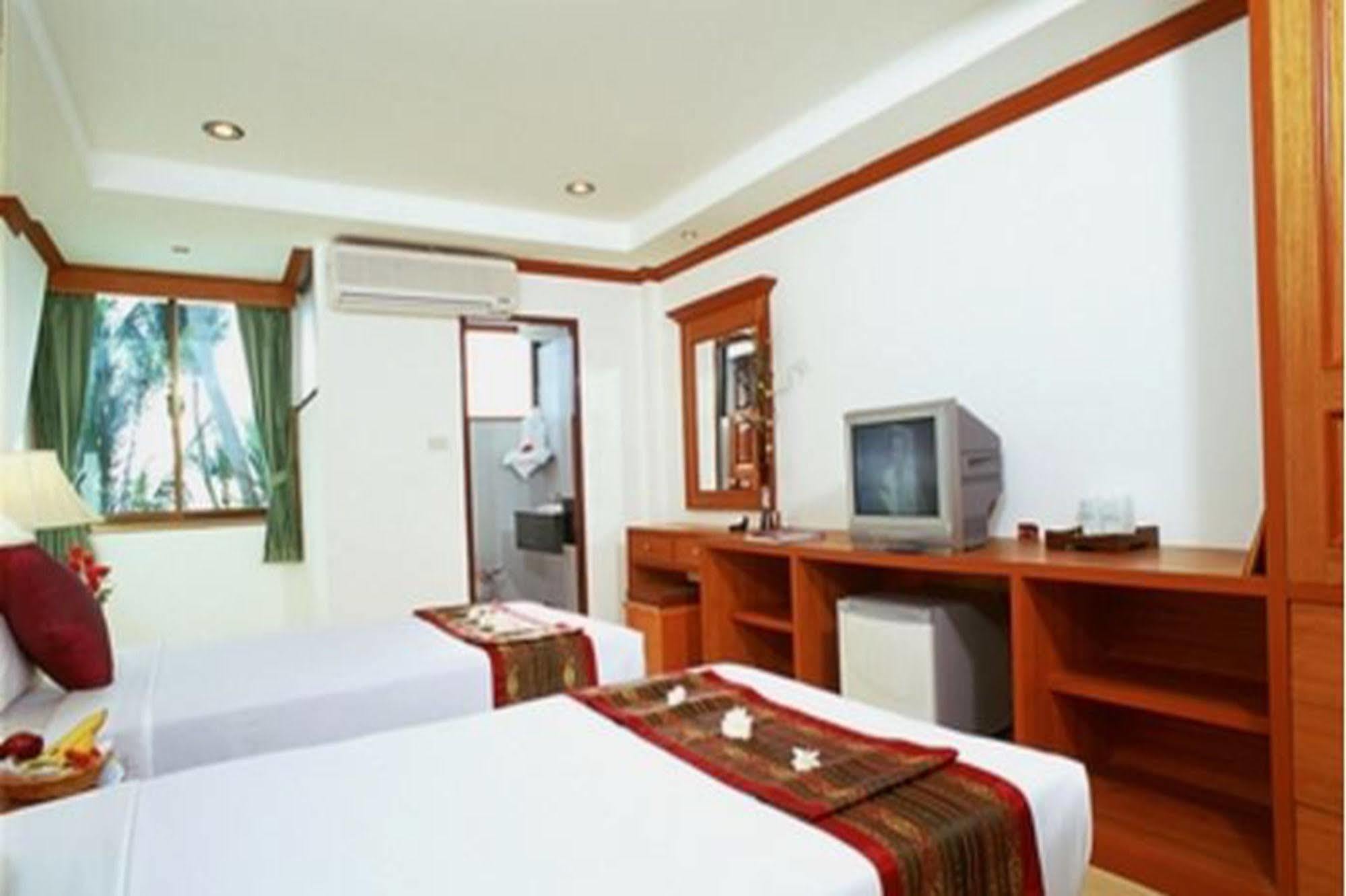 Grand Sea View Beach Resotel Lipa Noi Exteriör bild