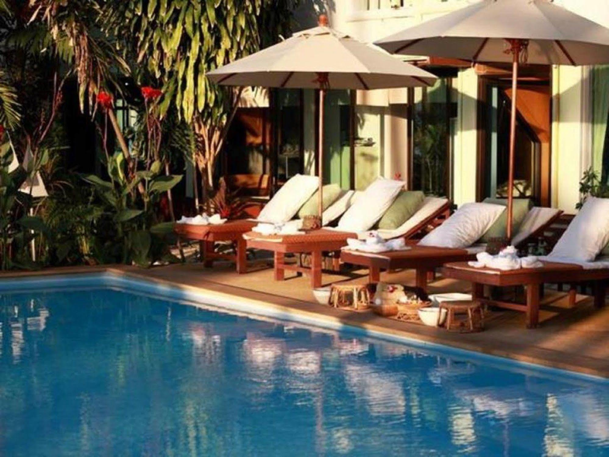 Grand Sea View Beach Resotel Lipa Noi Exteriör bild